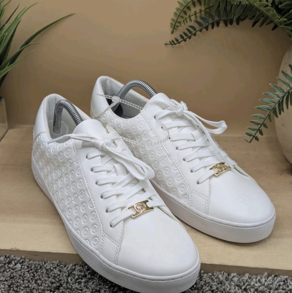 New Michael Kors Colby White Leather Womens Size 11M Embossed Shoes $150 Retail
